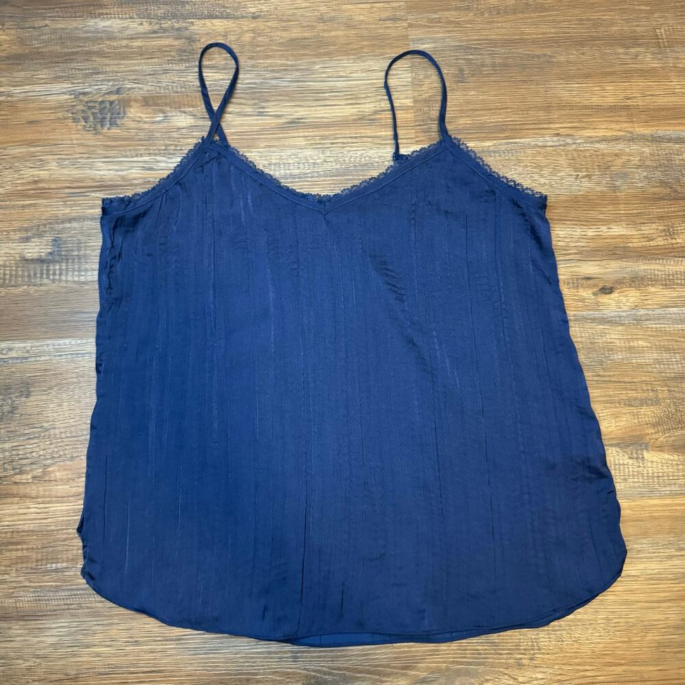 Vince Camuto navy lace camisole tank textured SMALL V neck Y2K style business